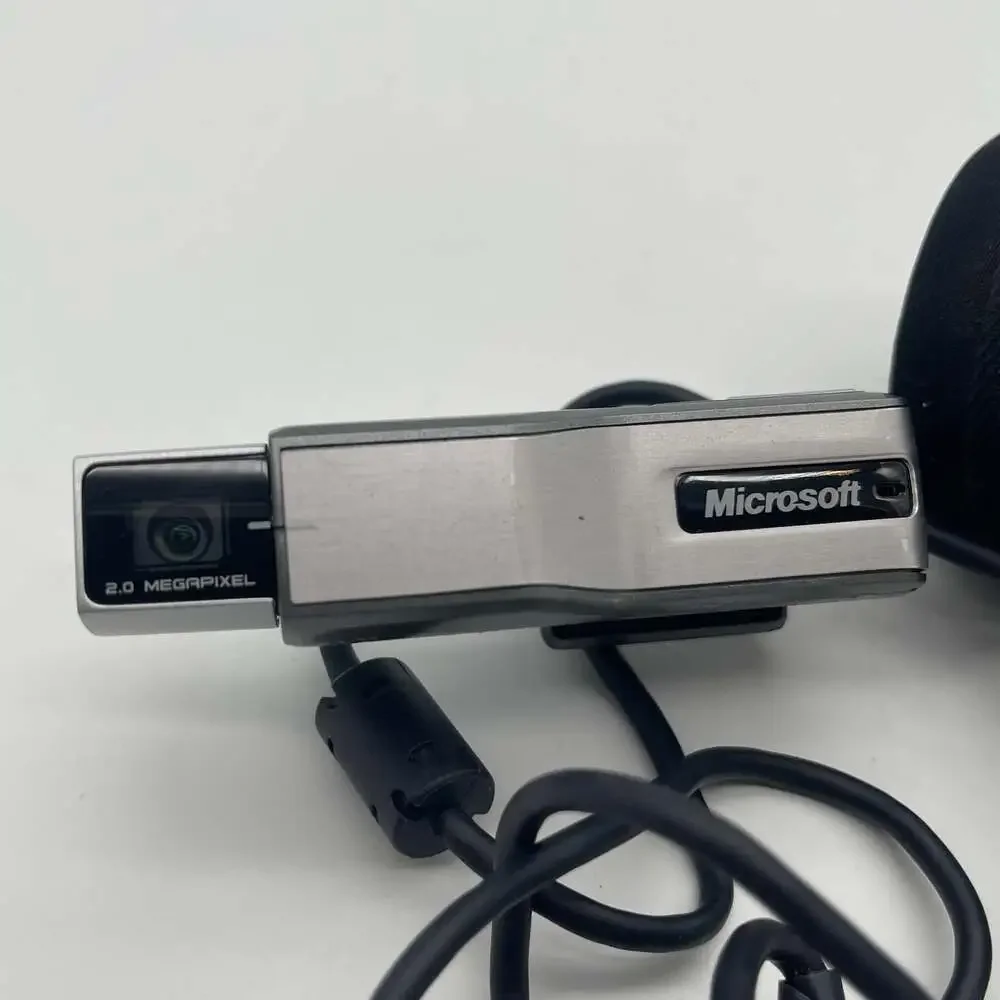 Microsoft LifeCam NX-6000 2.0‎ Megapixel Laptop Webcam with Travel Case